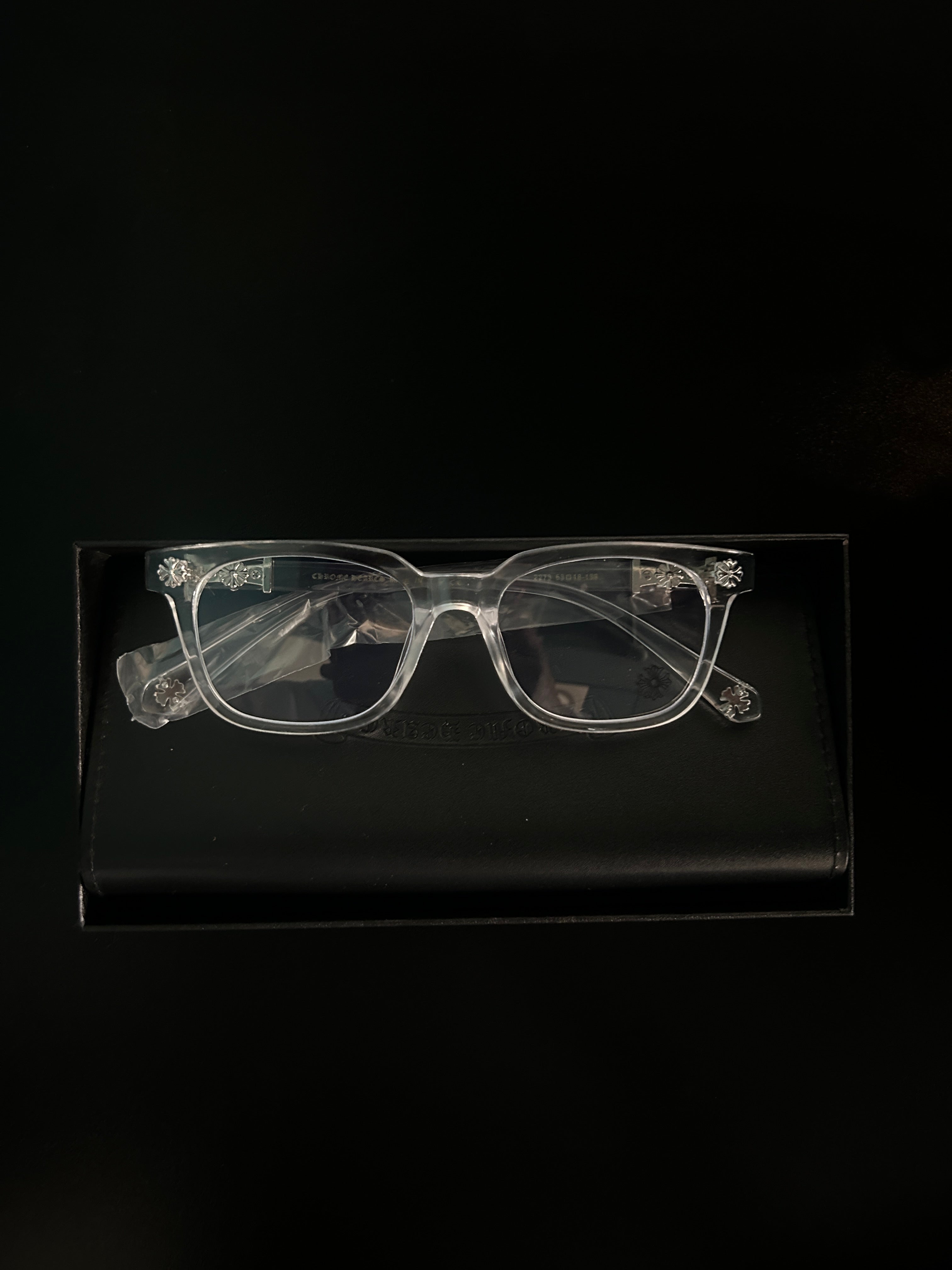 Chrome heart glasses - black & gold badges