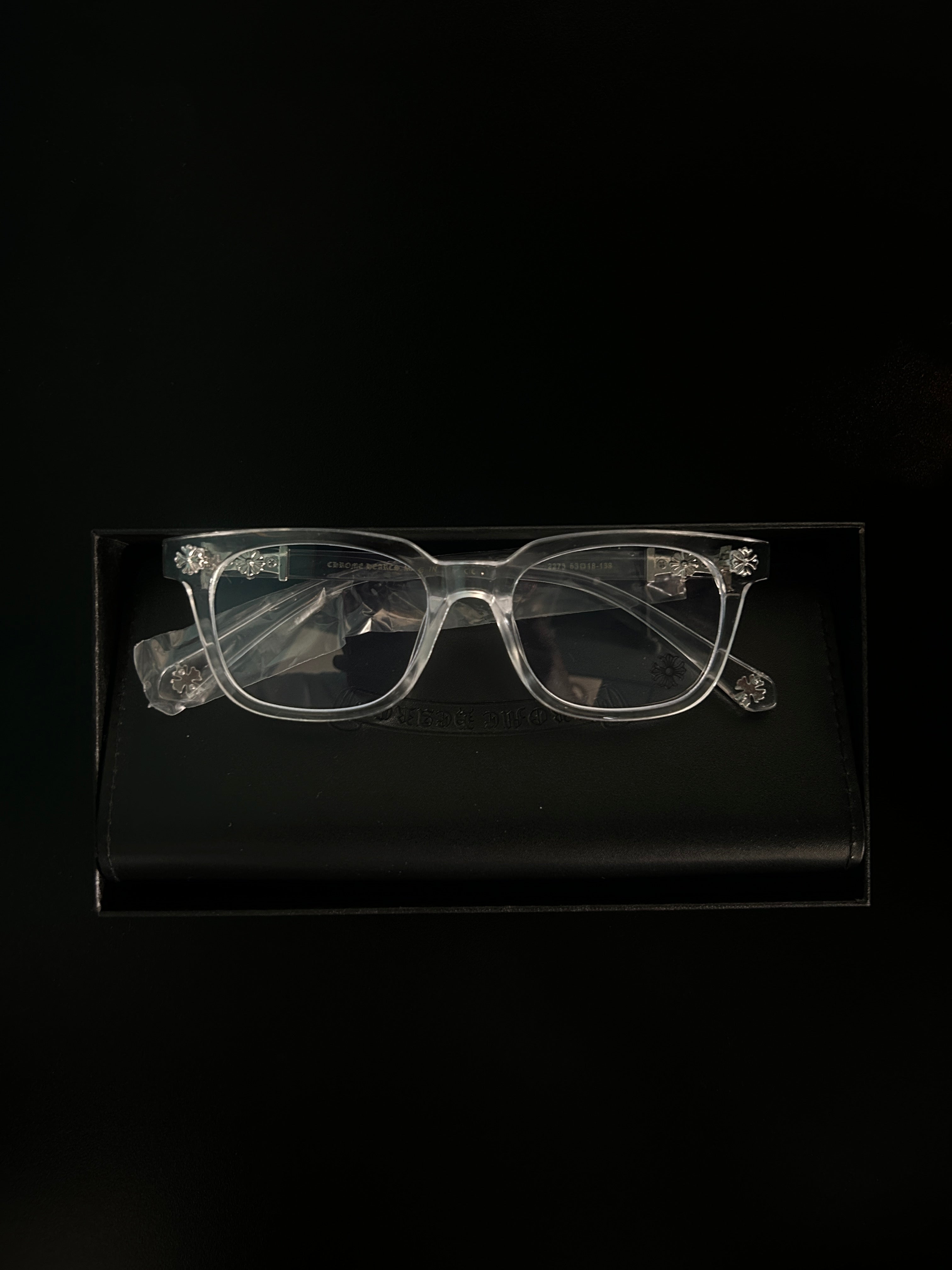 Chrome heart glasses - black & gold badges