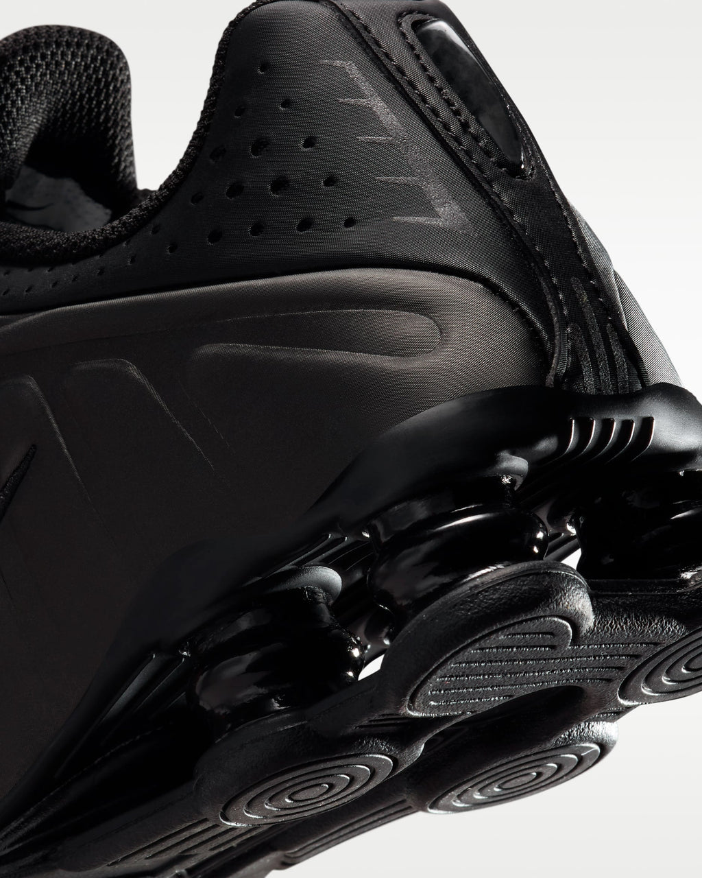 Nike Shox R4