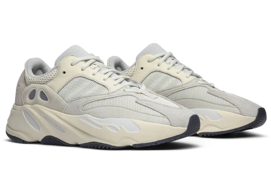 ADIDAS YEEZY BOOST 700 ANALOG