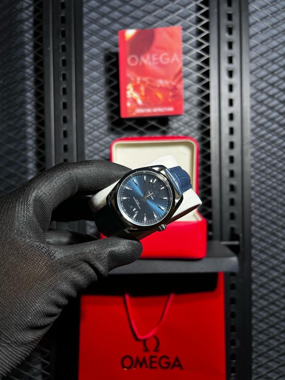 SEAMASTER AQUA TERRA 150M "Blue Straps"